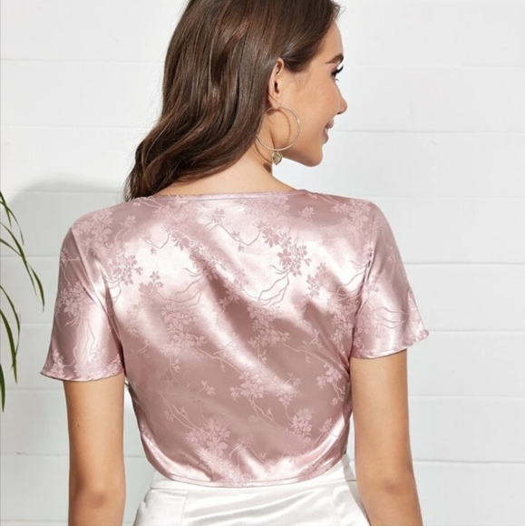 Tie Front Pink Floral Jacquard Satin Top - Picture 4 of 8